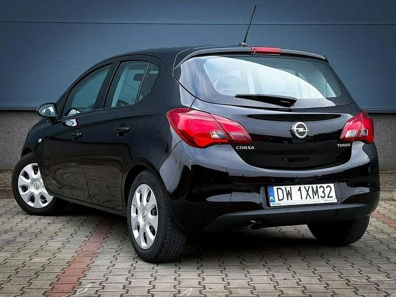 Używany Opel Corsa 100 KM (73 kW) 2017 Czarny Hatchback