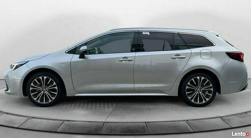 Nowe Toyota Corolla Style 196 KM (144 kW) 2025 Srebrny Kombi