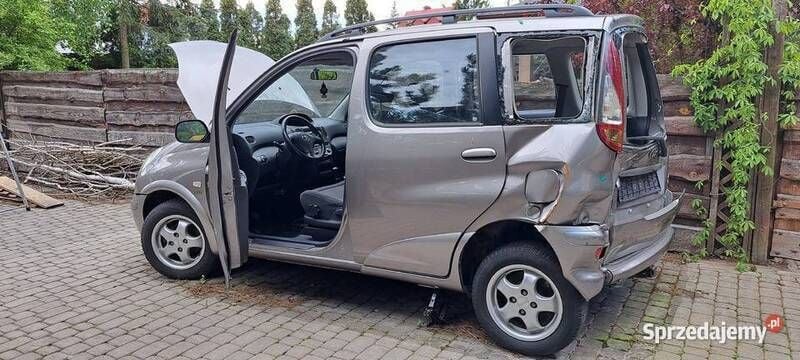 Używany Toyota Yaris 87 KM (63 kW) 2003 Kombi