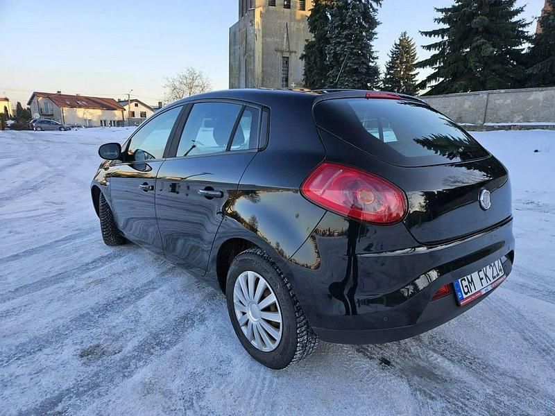 Używany Fiat Bravo 140 KM (102 kW) 2010 Czarny (metalik) Hatchback