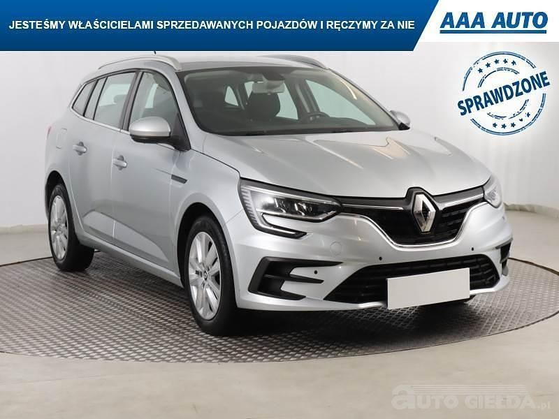 Używany Renault Mégane IV 140 KM (102 kW) 2021 Srebrny