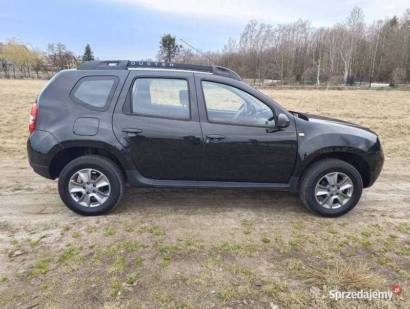 Używany Dacia Duster 2015 Czarny SUV