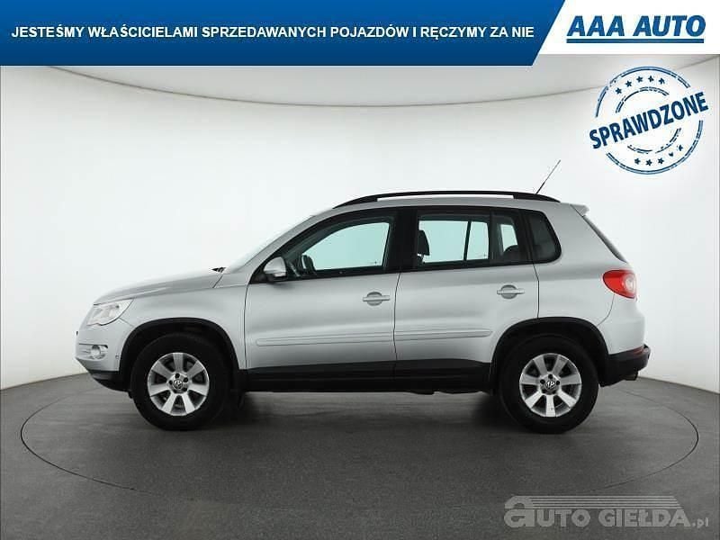 Używany VW Tiguan 180 KM (132 kW) 2011 Srebrny SUV