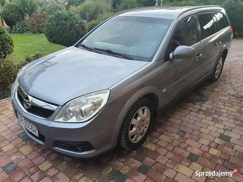 Srebrny Używany 2006 Opel Vectra Kombi | 8400 zł (Dość drogi) - Obraz 1/4