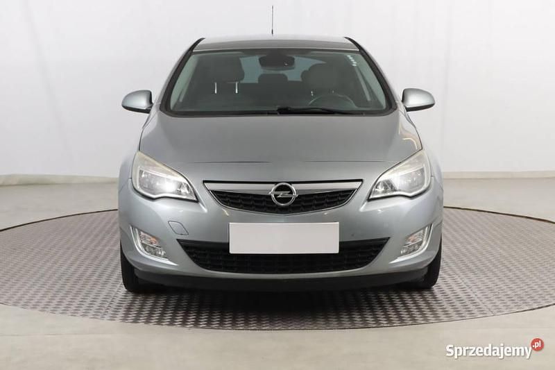 Szary Używany 2011 Opel Astra Hatchback | 21 999 zł (Uczciwa cena) - Obraz 1/4