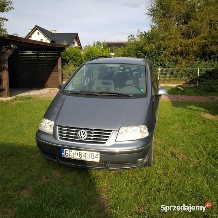 Używany 2010 VW Sharan Minivan | 21 500 zł (Super Cena) - Obraz 1/4