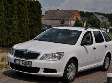 Biały Używany 2013 Skoda Octavia Kombi | 19 900 zł (Uczciwa cena) - Obraz 1/4