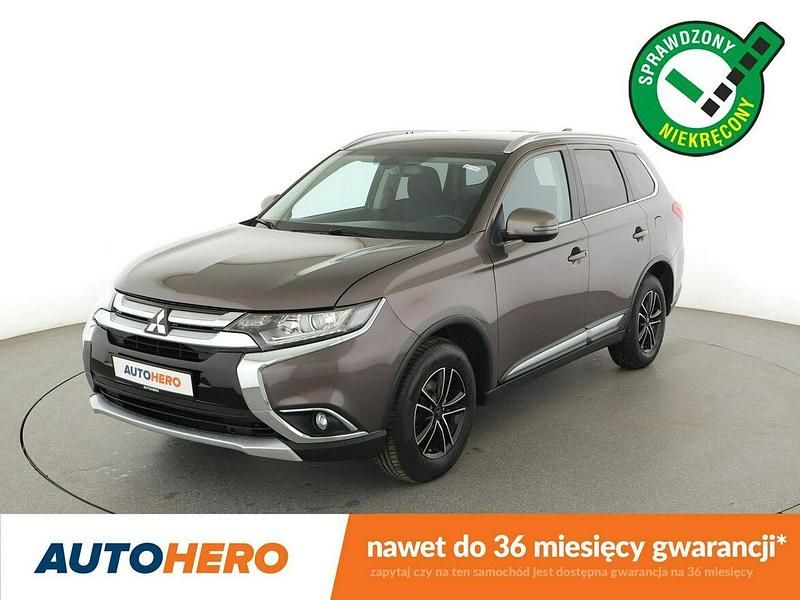 Brązowy Używany 2017 Mitsubishi Outlander SUV | 62 900 zł (Uczciwa cena) - Obraz 1/3