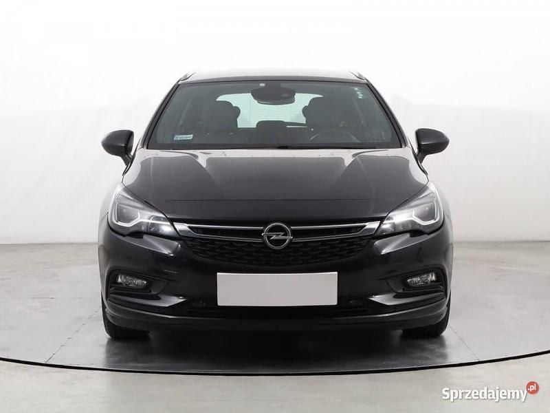 Czarny Używany 2016 Opel Astra Kombi | 30 999 zł (Uczciwa cena) - Obraz 1/4