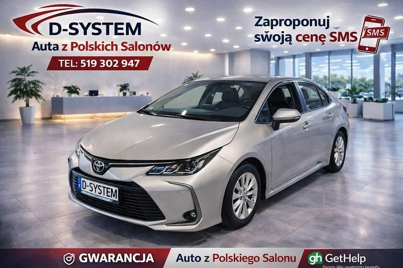 Używany Toyota Corolla 132 KM (97 kW) 2020 Srebrny Sedan/Limuzyna