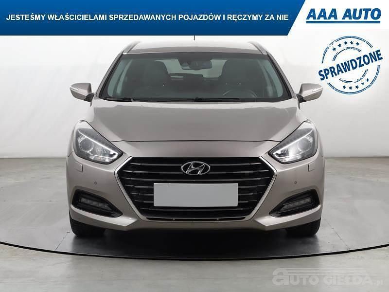 Używany Hyundai i40 2015 Beżowy
