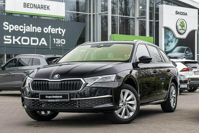 Nowe Skoda Octavia Selection 2025 Czarny Kombi