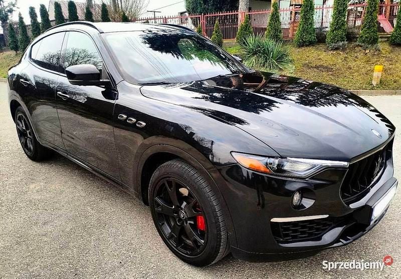 Czarny Używany 2022 Maserati Levante GT SUV | 170 000 zł - Obraz 1/4