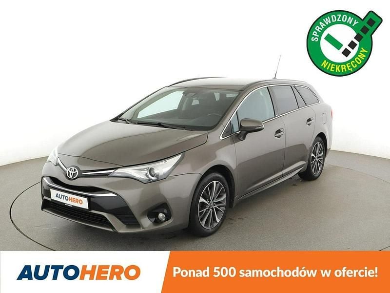 Szary Używany 2016 Toyota Avensis Edition-S Kombi | 63 900 zł (Drogi) - Obraz 1/3