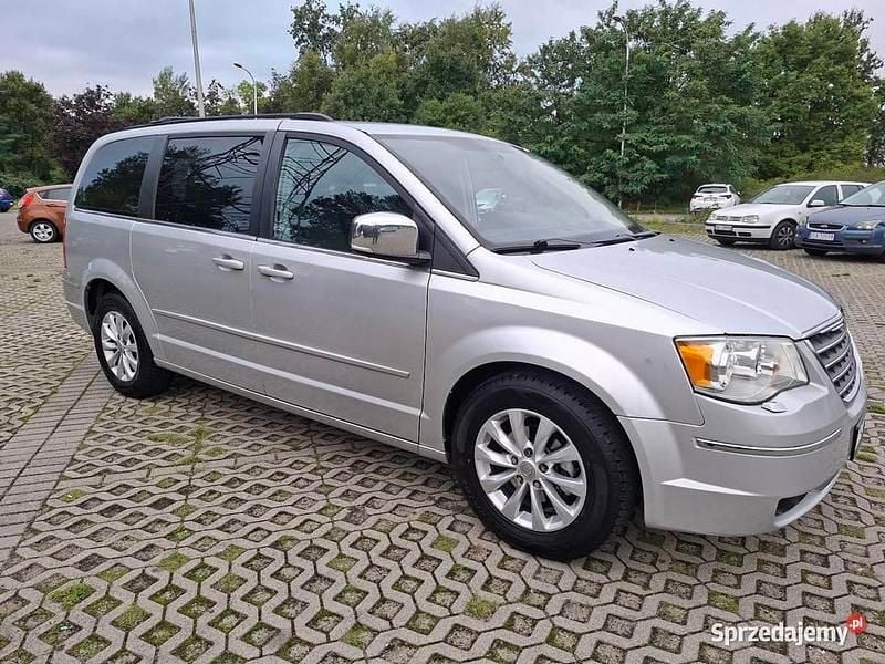 Używany 2008 Chrysler Grand Voyager Limited Minivan | 19 900 zł - Obraz 1/4