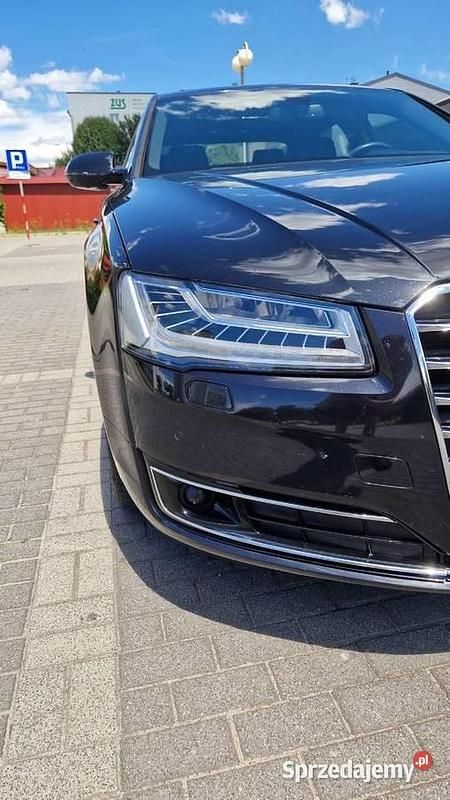 Używany 2015 Audi A8L Comfort Sedan/Limuzyna | 115 000 zł - Obraz 1/4