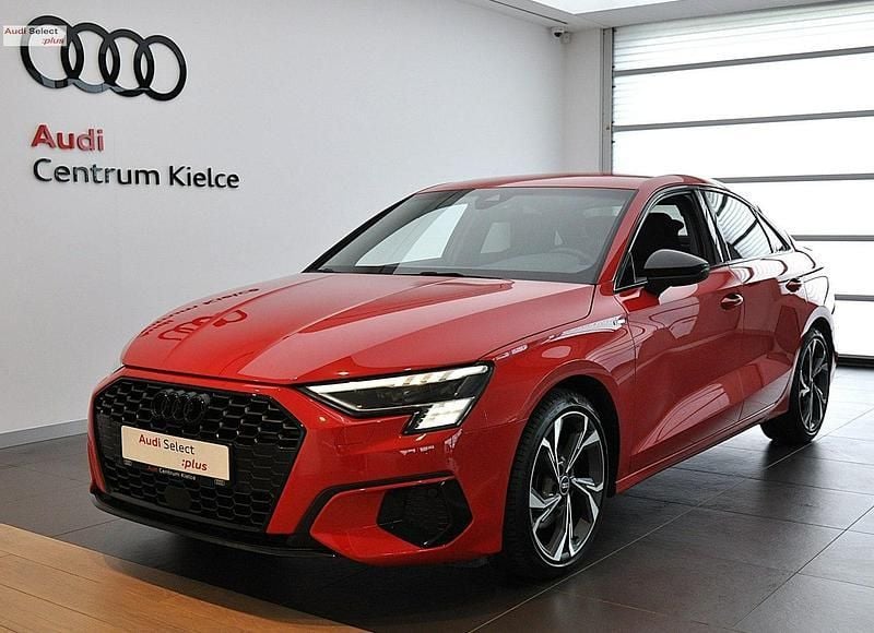 Czerwony (metalik) Używany 2021 Audi A3 Premium Sedan/Limuzyna | 129 980 zł - Obraz 1/4