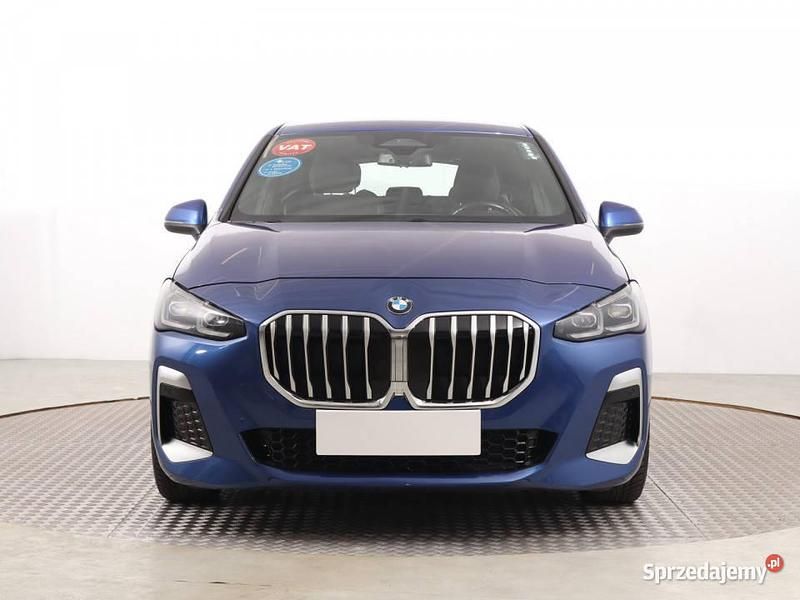 Niebieski Używany 2022 BMW 218 Active Tourer Minivan | 112 999 zł - Obraz 1/4