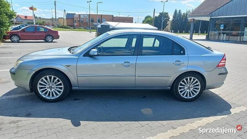 Używany 2006 Ford Mondeo Ghia Hatchback | 8000 zł (Dość drogi) - Obraz 1/4