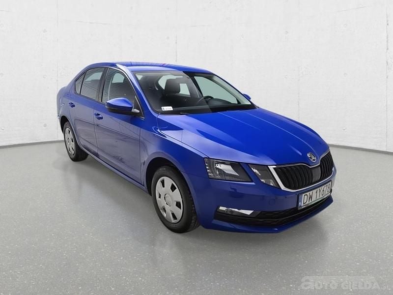 Niebieski Używany 2018 Skoda Octavia Sedan/Limuzyna | 25 953 zł - Obraz 1/4