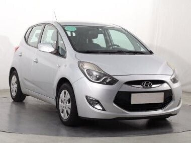 Srebrny Używany 2011 Hyundai ix20 Minivan | 30 999 zł (Uczciwa cena) - Obraz 1/4