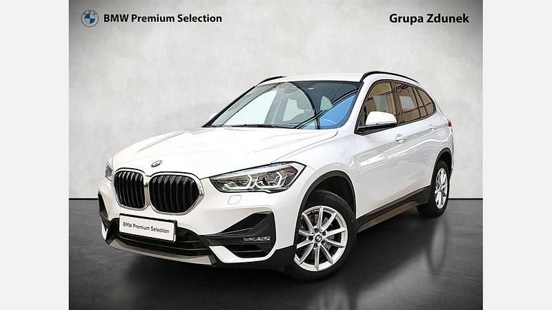 Biel alpejska Używany 2020 BMW X1 Advantage SUV | 94 900 zł (Dobra cena) - Obraz 1/3