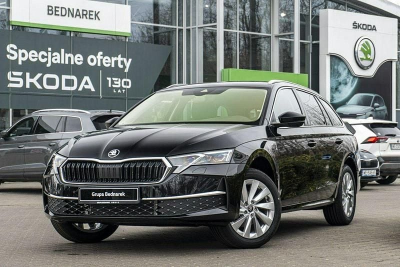 Nowe Skoda Octavia Selection 2025 Czarny Kombi