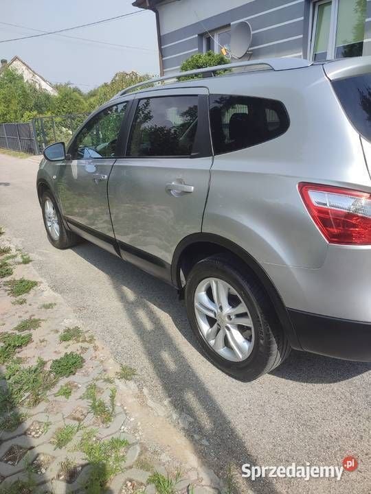 Używany Nissan Qashqai +2 2010 Srebrny SUV