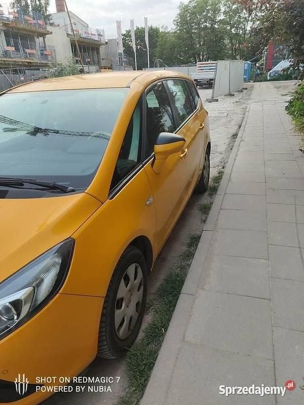 Używany Opel Zafira 2016 Pomarańczowy Minivan