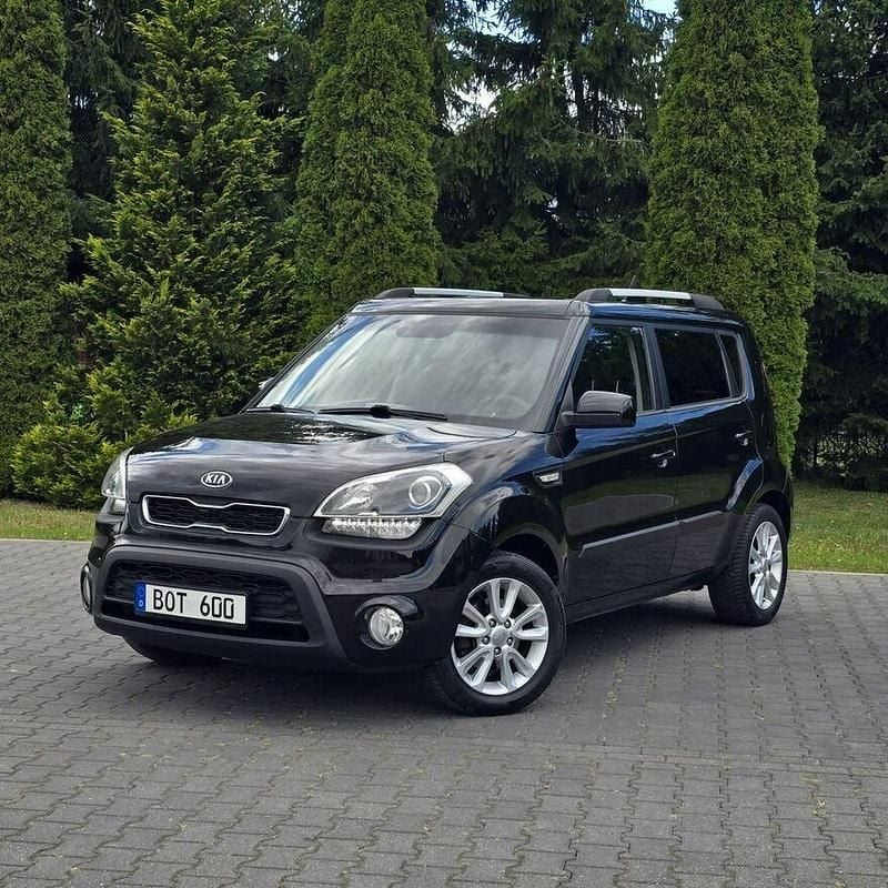 Używany Kia Soul DREAM-TEAM Edition 140 KM (102 kW) 2012 Czarny SUV