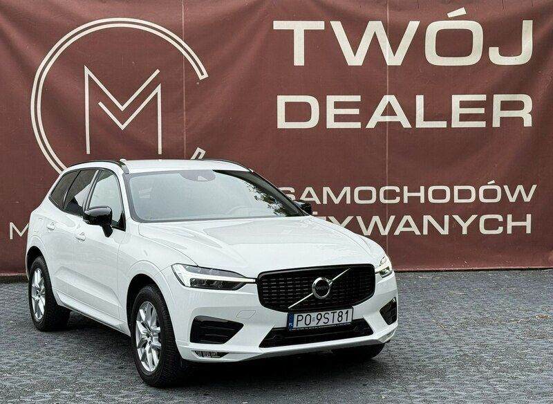 Biały (metalik) Używany 2020 Volvo XC60 SUV | 154 800 zł (Uczciwa cena) - Obraz 1/1