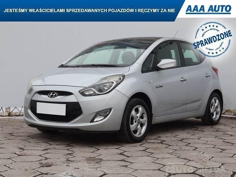Używany Hyundai ix20 2012 Srebrny Hatchback