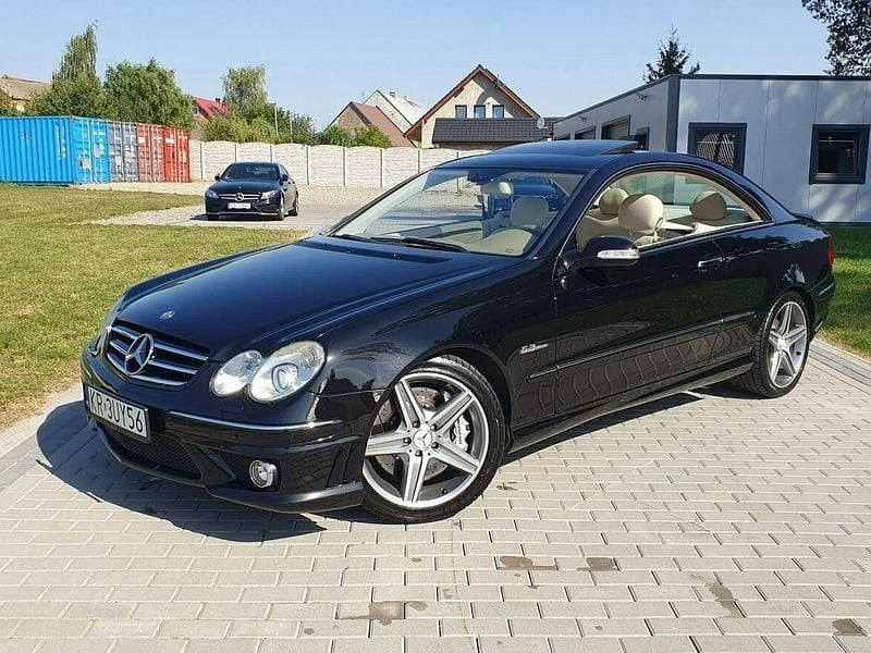 Czarny Używany 2007 Mercedes CLK63 AMG AMG Coupe | 115 000 zł - Obraz 1/4