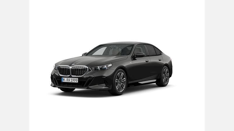 Szary sophisto z brylantowym połyskiem metalizowany Używany 2024 BMW 520 Comfort Edition Sedan/Limuzyna | 249 000 zł (Dobra cena) - Obraz 1/3