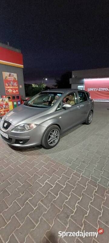 Beżowy Używany 2005 Seat Toledo Sedan/Limuzyna | 9500 zł - Obraz 1/4