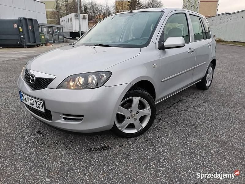 Srebrny Używany 2006 Mazda 2 Hatchback | 10 350 zł - Obraz 1/4