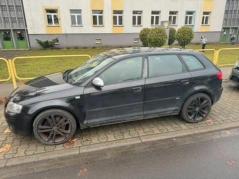 Czarny Używany 2005 Audi A3 Hatchback | 9000 zł (Super Cena) - Obraz 1/4