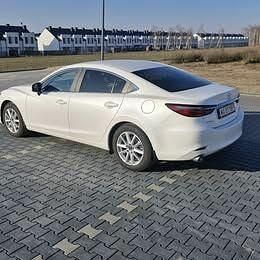 Biały Używany 2021 Mazda 6 Sedan/Limuzyna | 95 000 zł (Uczciwa cena) - Obraz 1/3