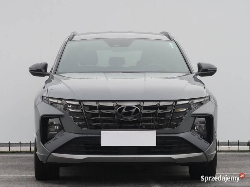 Szary Używany 2021 Hyundai Tucson SUV | 117 999 zł - Obraz 1/4