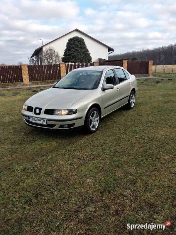 Używany Seat Toledo 2003 Złoty Sedan/Limuzyna