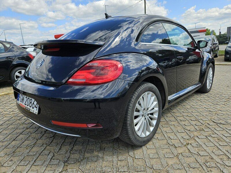 Używany VW Beetle 210 KM (154 kW) 2019 Czarny Hatchback