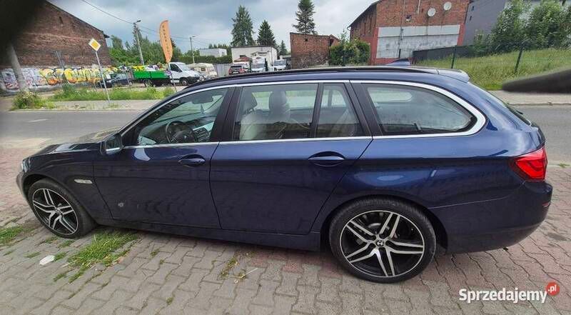 Granatowy Używany 2010 BMW 535 Kombi | 49 999 zł (Uczciwa cena) - Obraz 1/4