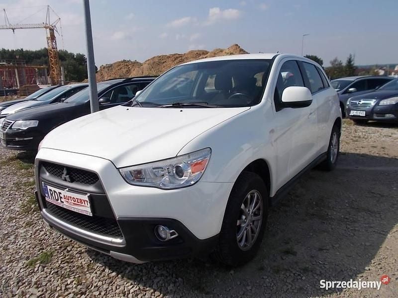 Biały Używany 2010 Mitsubishi ASX SUV | 23 500 zł (Uczciwa cena) - Obraz 1/4