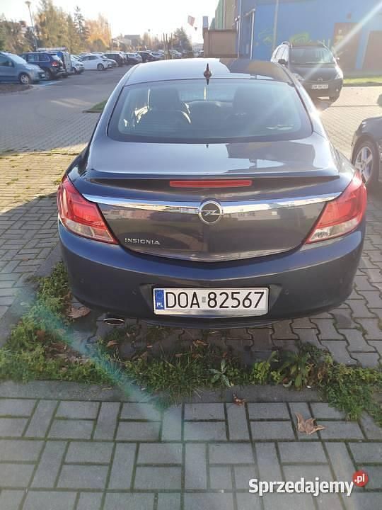 Używany 2010 Opel Insignia | 25 500 zł (Uczciwa cena) - Obraz 1/2