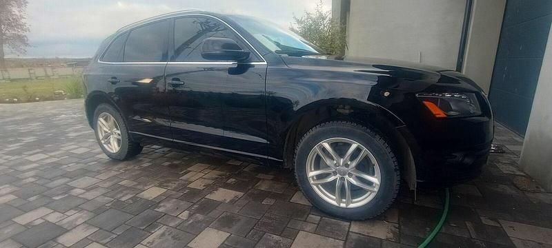 Używany Audi Q5 2012 Czarny SUV
