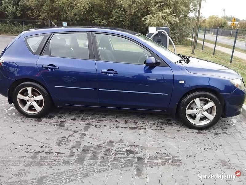 Używany Mazda 3 105 KM (77 kW) 2005 Niebieski Hatchback