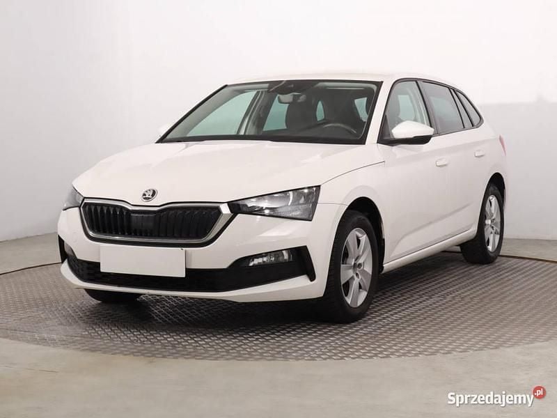 Używany Skoda Scala 2021 Biały Hatchback