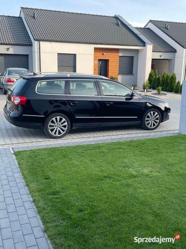 Czarny Używany 2009 VW Passat Sedan/Limuzyna | 19 000 zł (Dość drogi) - Obraz 1/4
