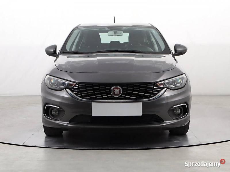 Szary Używany 2019 Fiat Tipo Sedan/Limuzyna | 36 999 zł (Uczciwa cena) - Obraz 1/4