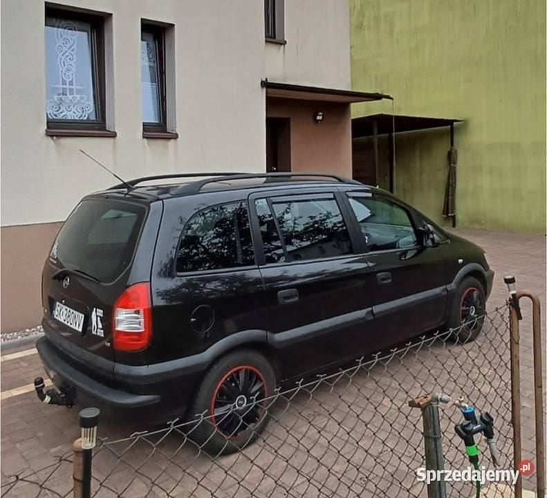 Czarny Używany 2002 Opel Zafira Minivan | 4800 zł (Uczciwa cena) - Obraz 1/4